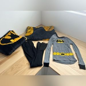 Boys Batman Pajama Costume w/ 2 Blankets